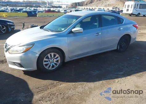 2016 Nissan Altima 2.5/2.5 S/2.5 Sl/2.5 Sr/2.5 Sv from USA, damaged, VIN 1N4AL3AP2GC131518